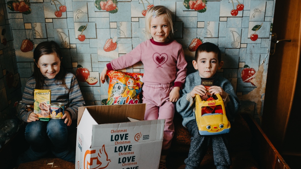 Give Food, Relief, and Hope This Christmas